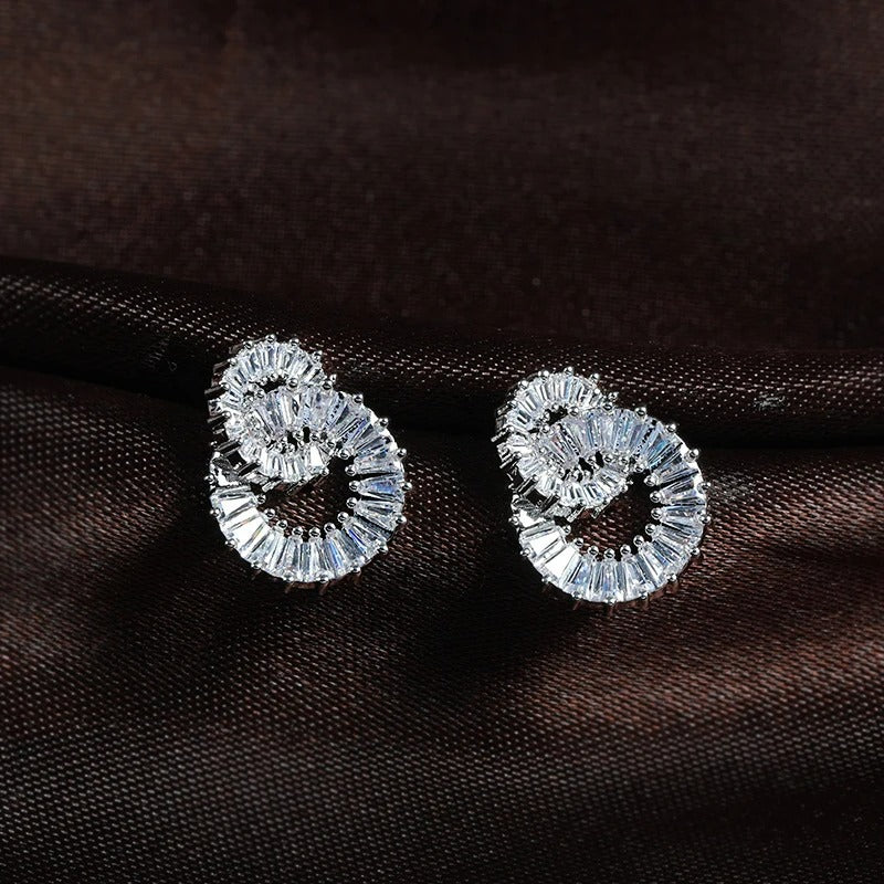 Boucle D'oreille Clip Femme Cercles Croisés Zircon