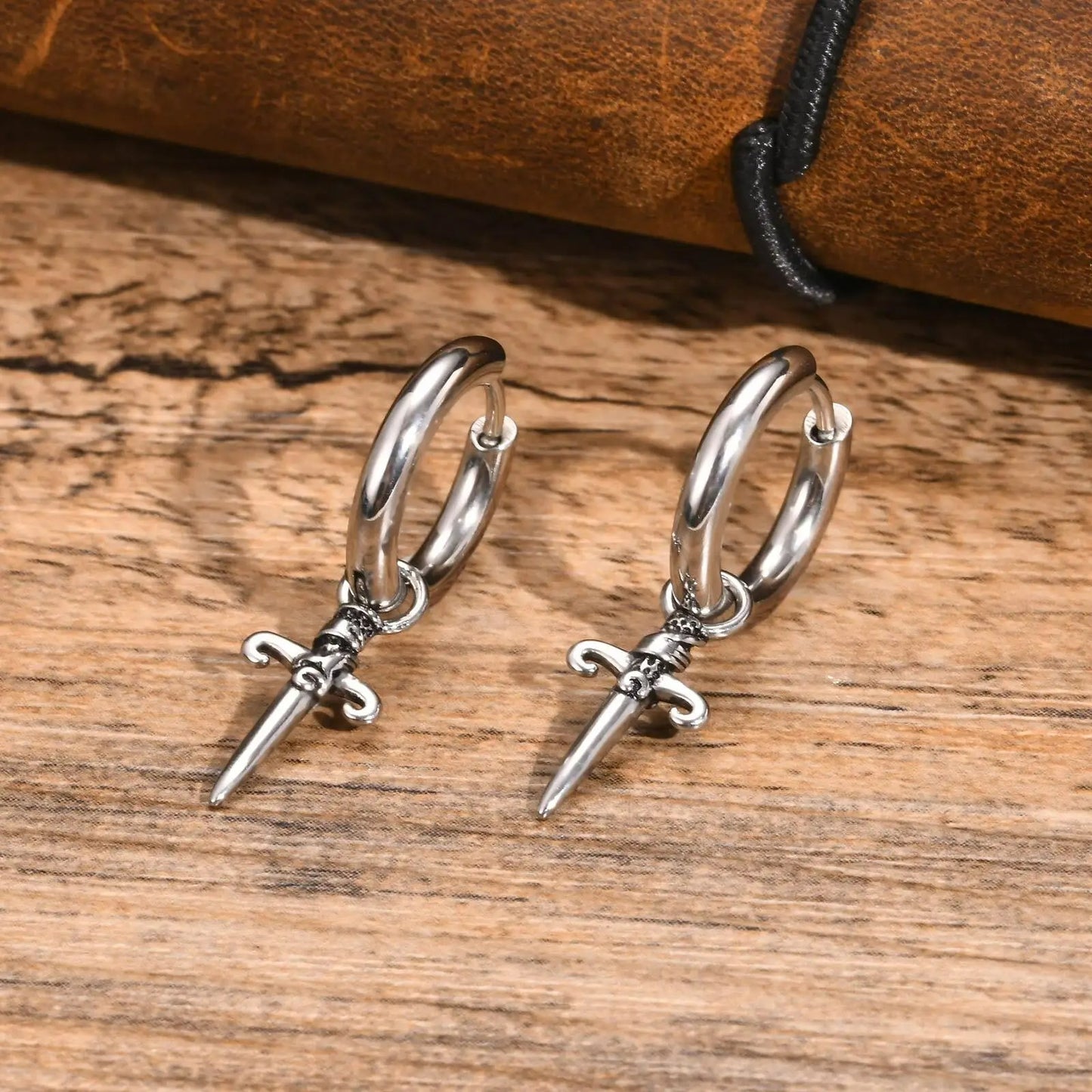 Boucle D'oreille Croix Homme Gothique Créole