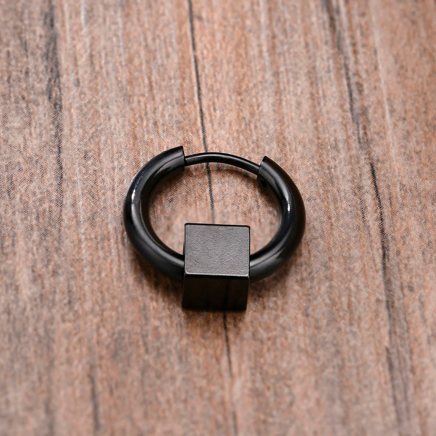 Boucle D'oreille Homme Carré Ronde et Tendance