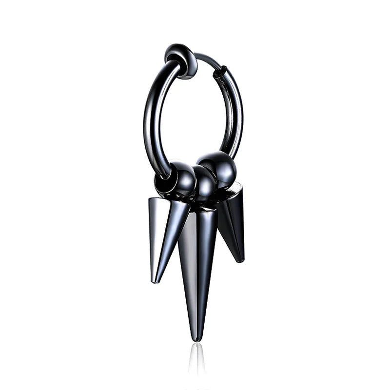 Boucle D'oreille Homme Noire Triple Pointe sur fond blanc