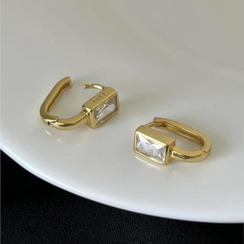 boucle oreille dormeuse simple strass