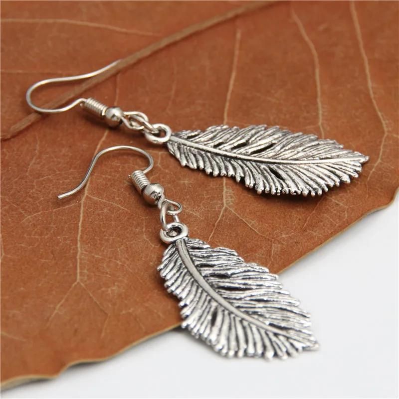 Boucle D'oreille Plume Rigide Pendante