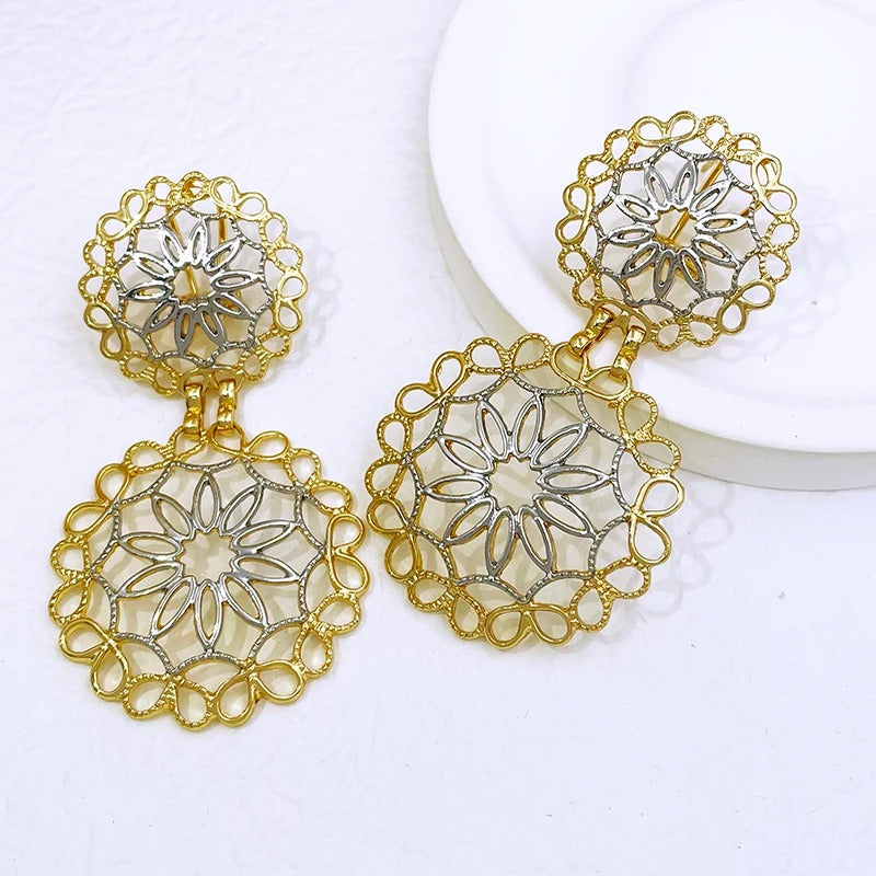 Grosse Boucle d'Oreille Style floral