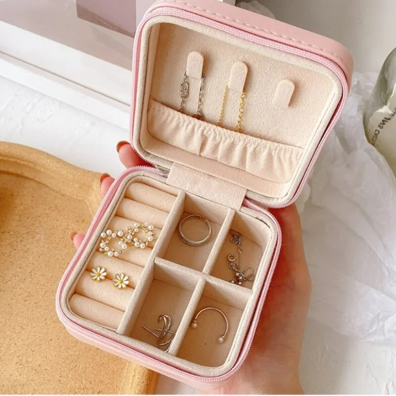 Boite A Boucle D'Oreille Carrée Compacte