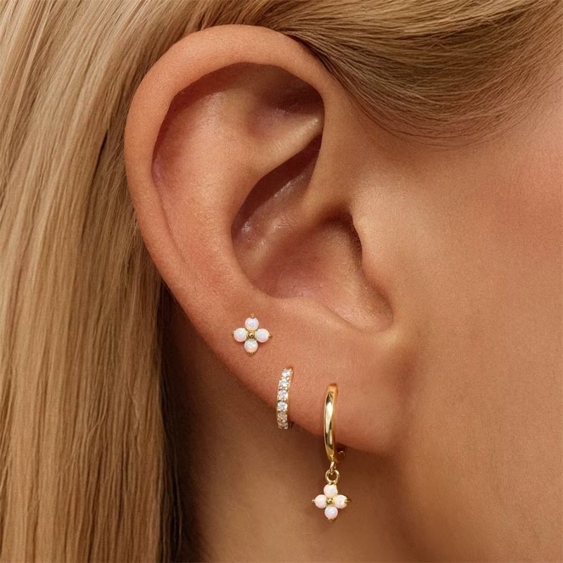 Boucle D'oreille 3 Trous Trio Fleur Opale