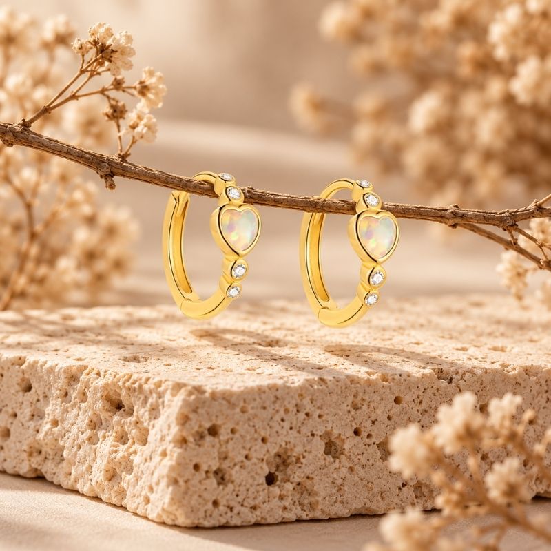 Boucle D’oreille Anneau Femme Cœur Irisé Et Petites Pierres