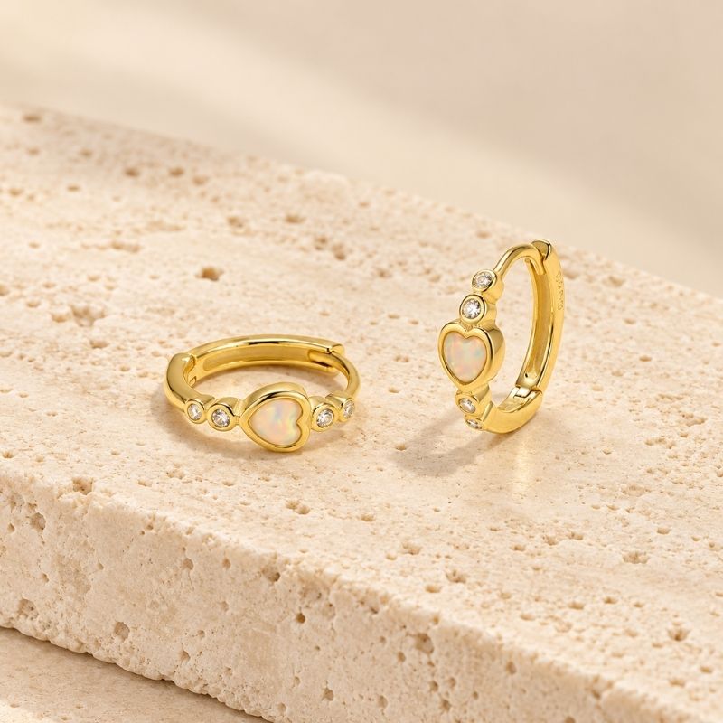 Boucle D’oreille Anneau Femme Cœur Irisé Et Petites Pierres