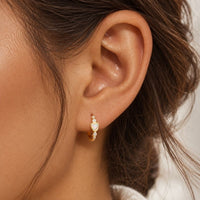 Boucle D’oreille Anneau Femme Cœur Irisé Et Petites Pierres