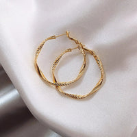 Boucle D'oreille Anneau Femme Texturé Et Torsadé