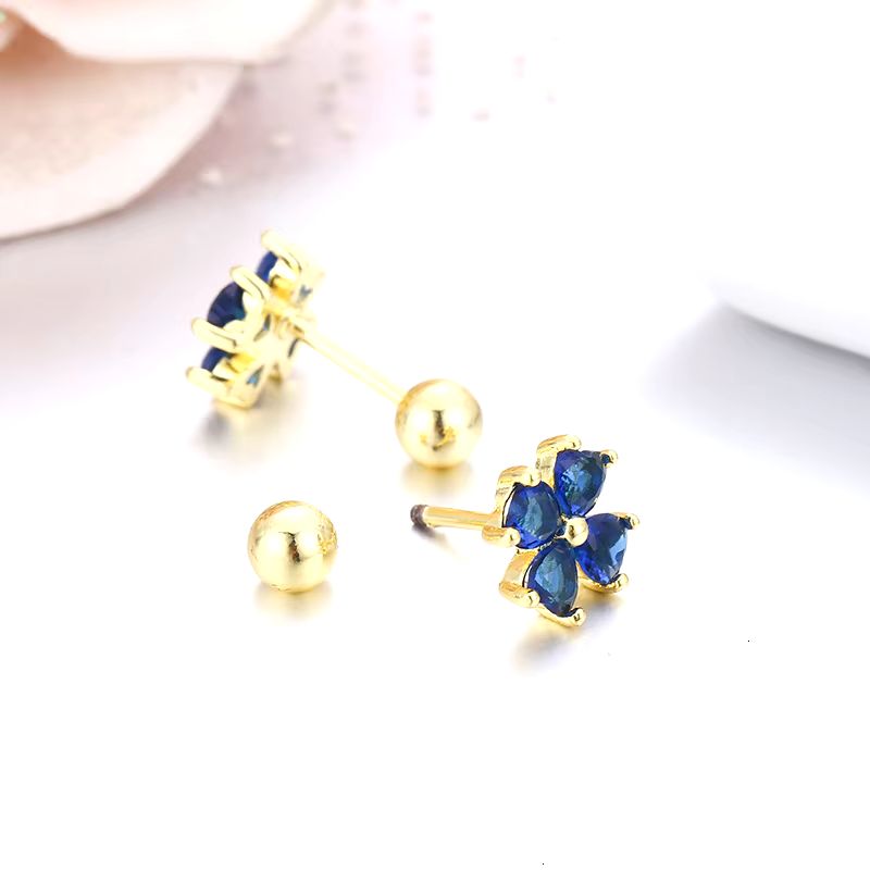 Boucle D'oreille Bébé Fille Trèfle Image