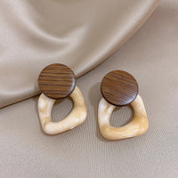 Boucle d’Oreille en Bois et Résine Effet Marbré