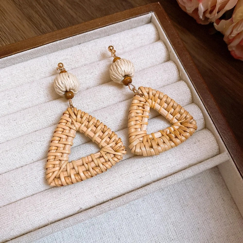 Boucle D'Oreille En Bois Triangle Bohème Image