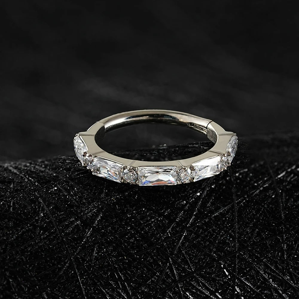 Boucle D'oreille Cartilage Anneau Cristaux Géométriques Image