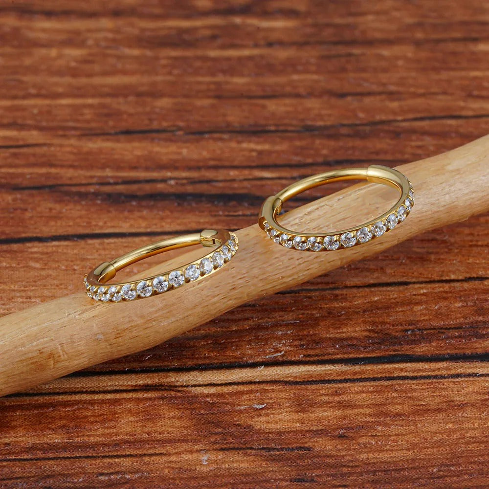Boucle D'oreille Cartilage Anneau Pavé Doré