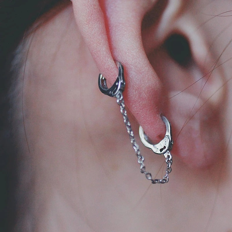 Boucle D'Oreille Chaine 2 Trous Argenté Menottes