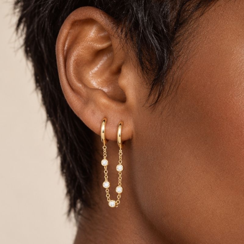 Boucle D’oreille Chaine 2 Trous Dorée À Cinq Pierres