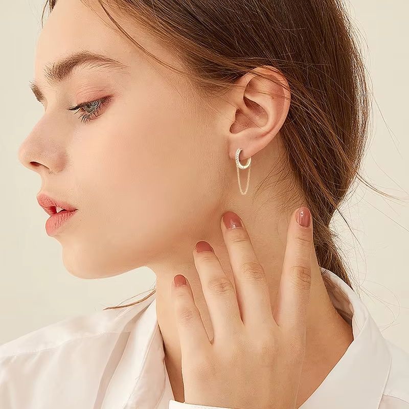 Boucle D'oreille Chaine Dorée En Argent & Moissanite