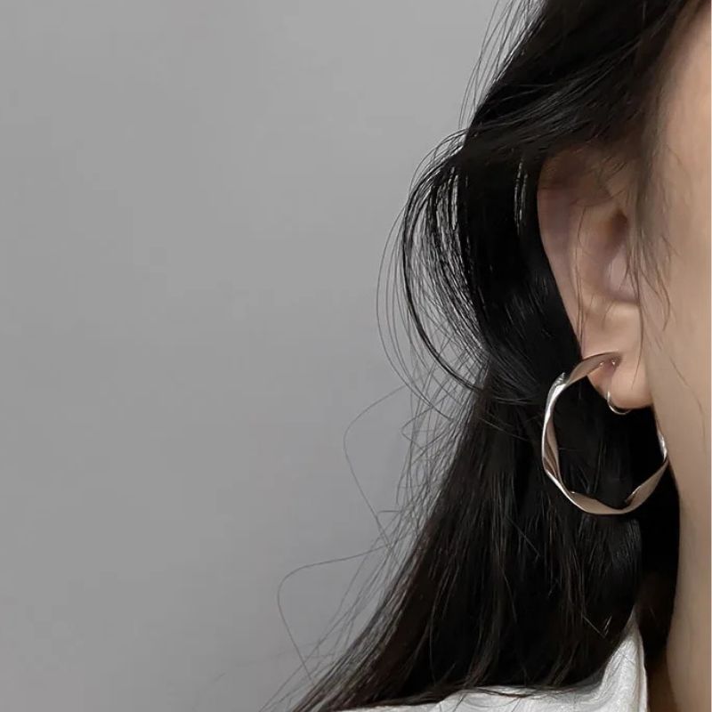 Boucle D'oreille Clip Femme Argentée Contemporaine