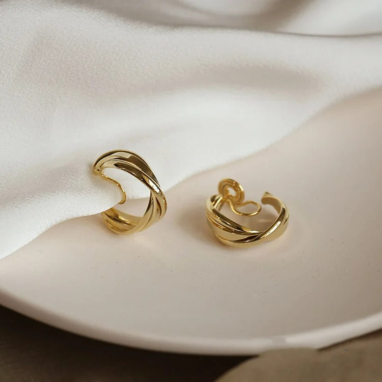 Boucle D'oreille Clip Femme Croisée Chic Image