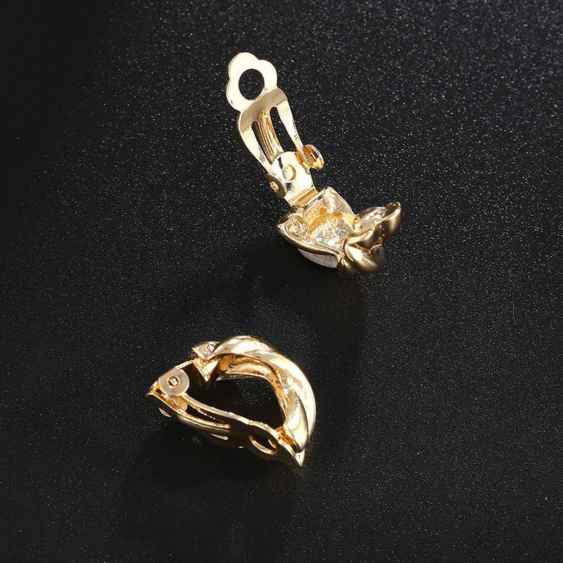 Boucle D'oreille Clip Femme Dorée Tressée Vintage Image