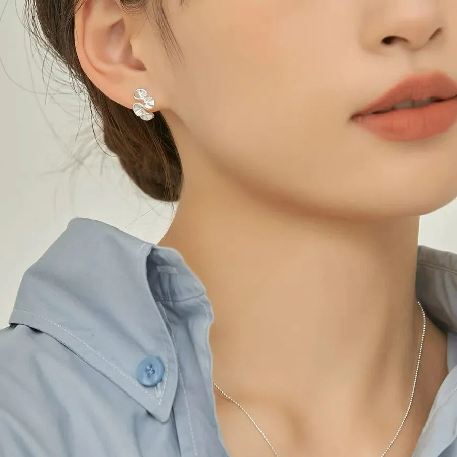 Boucle D'oreille Clip Femme Sculpturale Et Légère