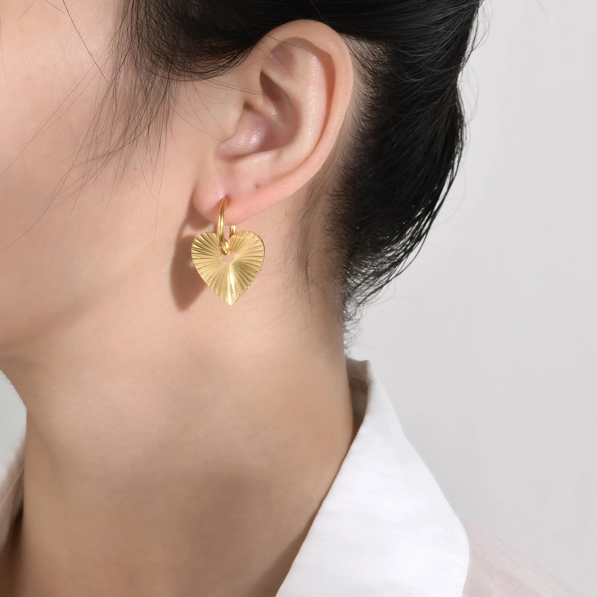 Boucle D'oreille Cœur Acier Inoxydable Rayonnante Image