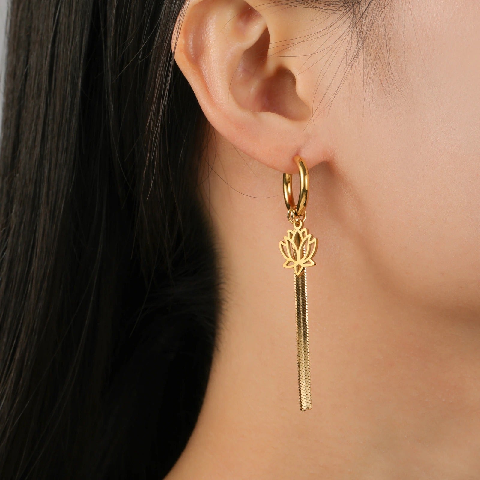 Boucle D'Oreille Créole Originale Lotus & Chaîne Fluide Acier Inoxydable