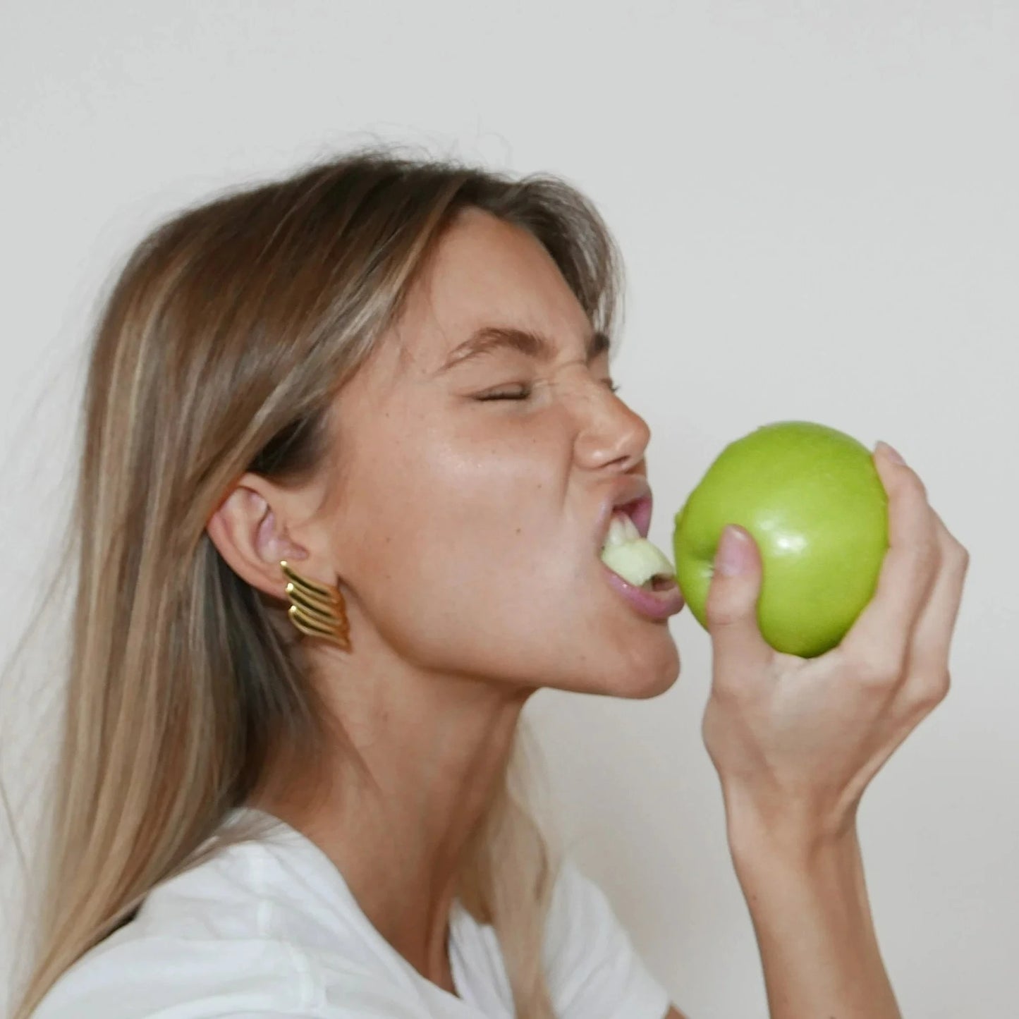 Boucle d'Oreille Dorée Aile en Acier Inoxydable