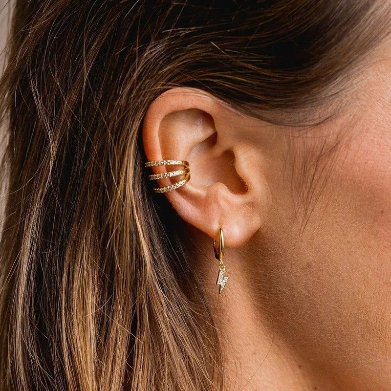 Boucle D'oreille Eclair Créole Dorée Élégante Image