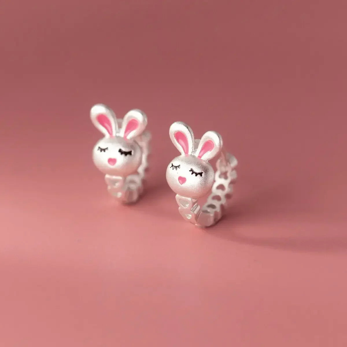Boucle d'Oreille Enfant Créole Argentée Lapin Image