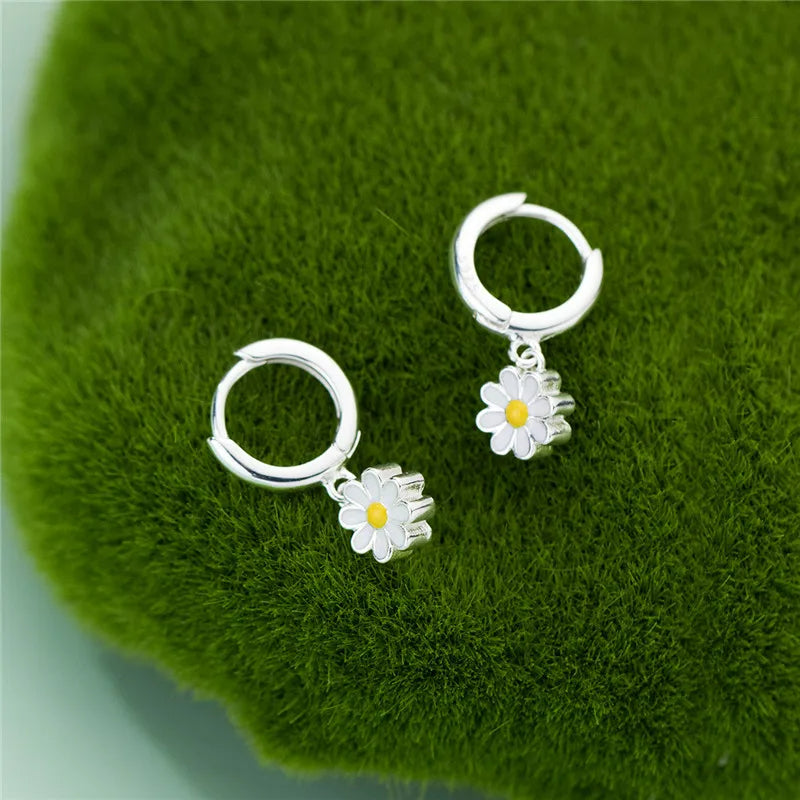 Boucle d'Oreille Enfant Créole Marguerite Image