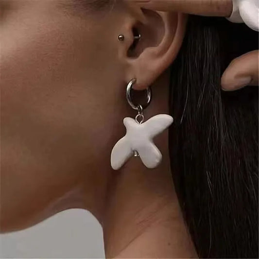 Boucle d'Oreille Fantaisie Argenté et Oiseau Blanc