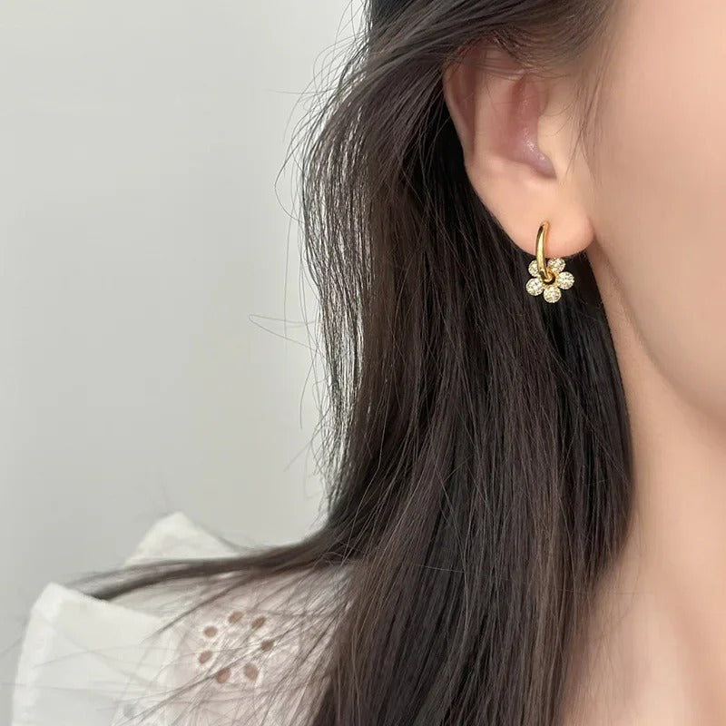 Boucle D'oreille Femme Créole Fleur Pavée - Acier Inoxydable