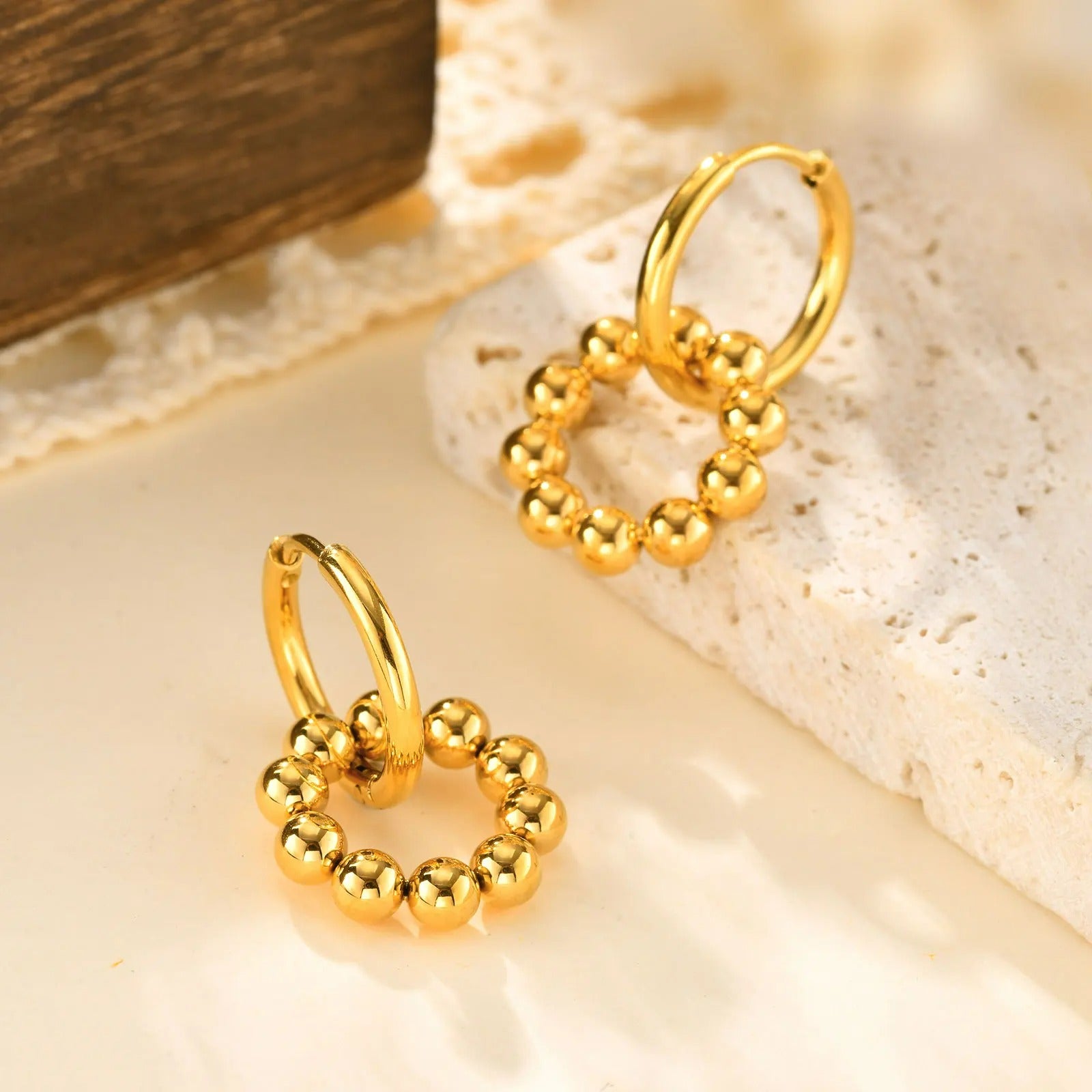Boucle D'oreille Femme Créole Perles Dorées - Acier Inoxydable Image
