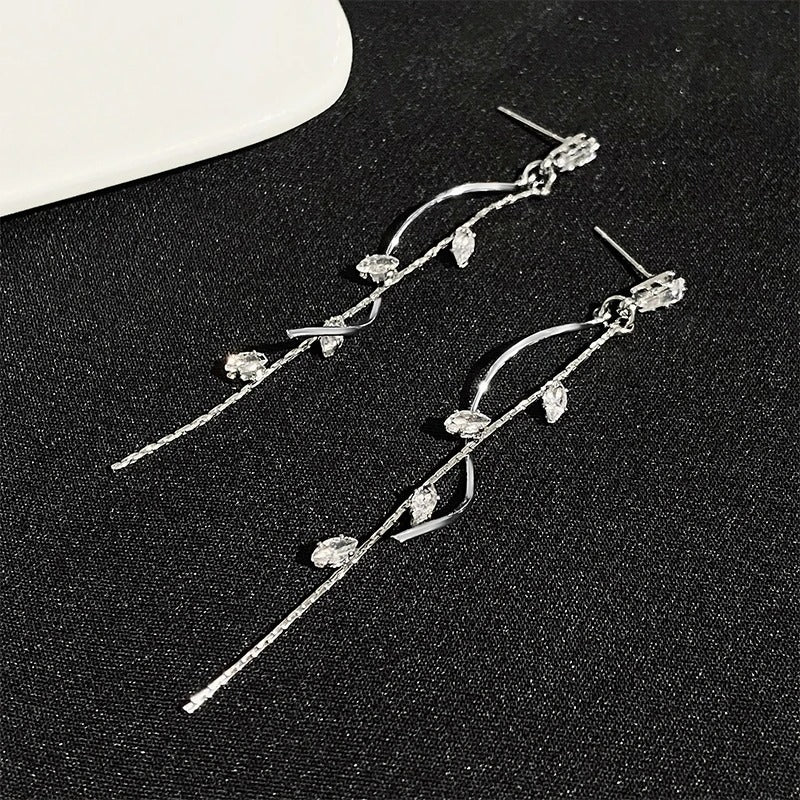 Boucle D'oreille Femme Pendante Feuilles Et Chaine