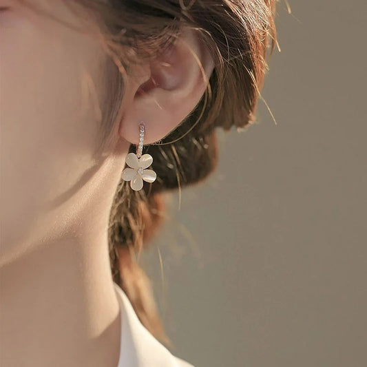 Boucle D’Oreille Fleur Créole Pendante