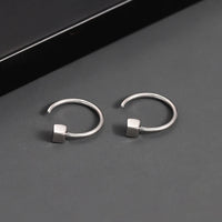 Boucle D'oreille Homme Carré Simple et Vintage