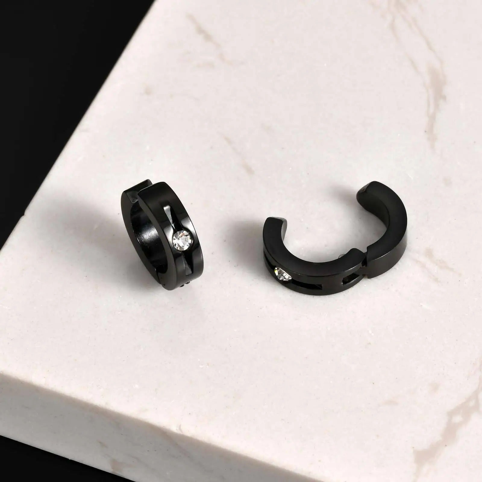 Boucle D’Oreille Homme Créole Noire Acier inoxydable Strass