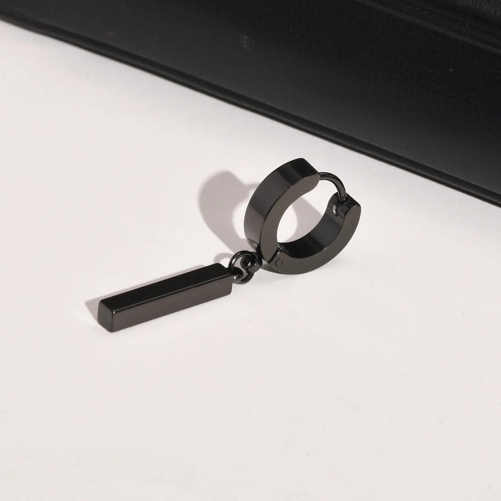 Boucle D'Oreille Homme Originale Pendante Noir Acier Inoxydable