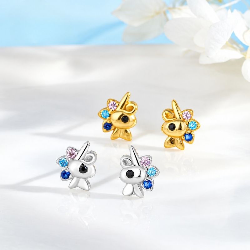 Boucle d'Oreille Licorne Minimaliste Et Pierres Zircon