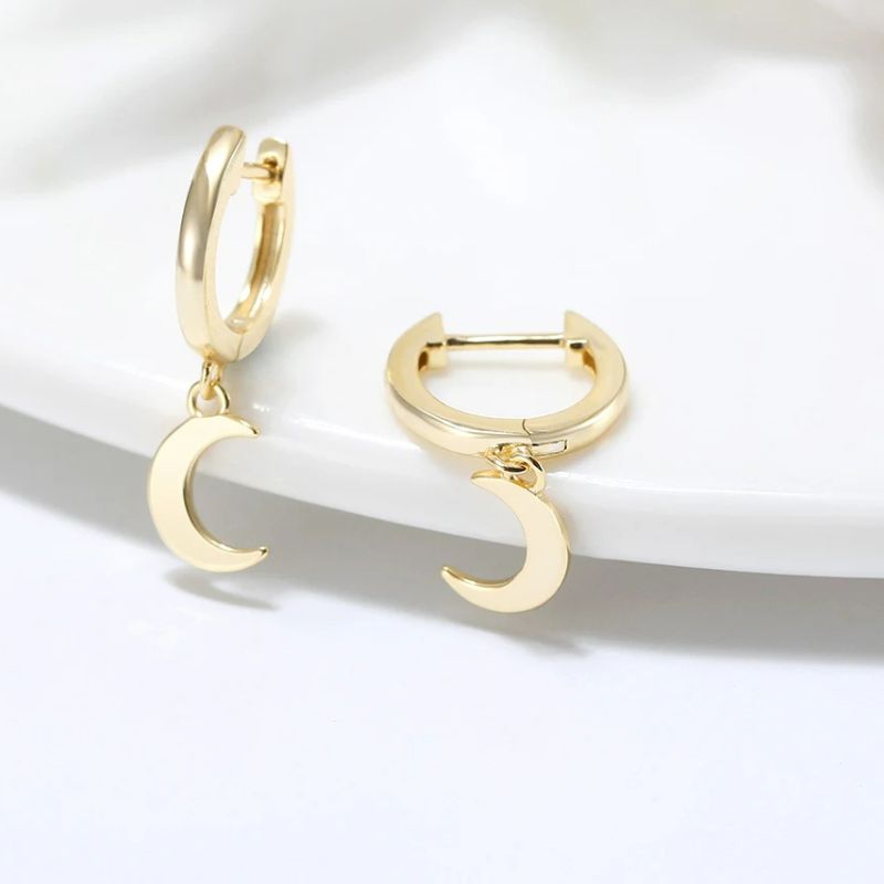 Boucle D'oreille Lune Pendante sur Créole