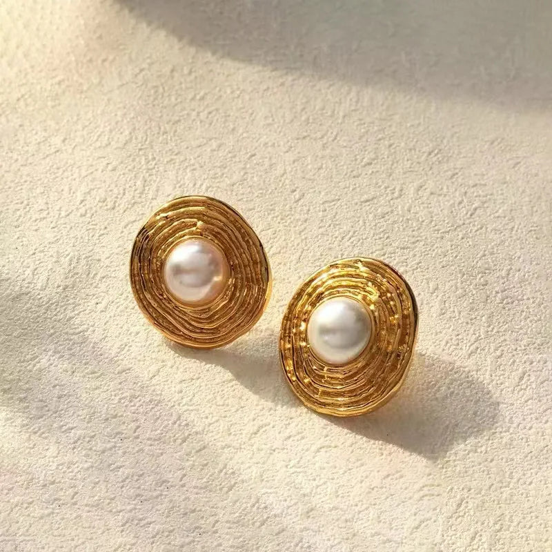 Boucle D'oreille Luxe Dorée avec Perle