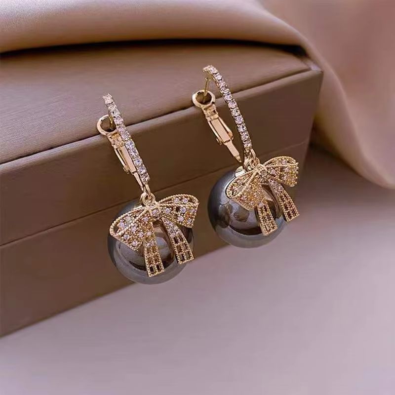 Boucle D'oreille Originale Femme Boule de Noël et Nœud