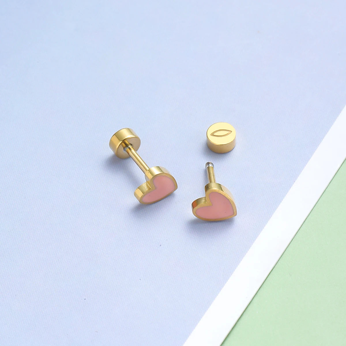 Boucle D'oreille Originale Femme Petit Cœur en Acier Inoxydable Image