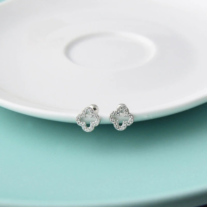 Boucle D'oreille Puce Trèfle Brillant – Argent Et Zircon