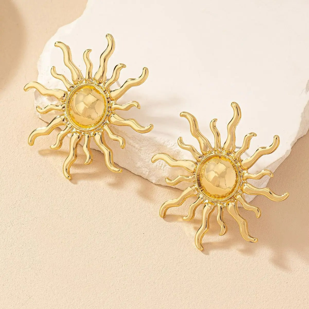 Boucle D'oreille Soleil Rayonnant Bohème Image
