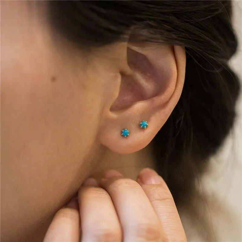 Boucle D'Oreille Turquoise Puce Dorée Minimaliste