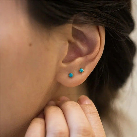 Boucle D'Oreille Turquoise Puce Dorée Minimaliste