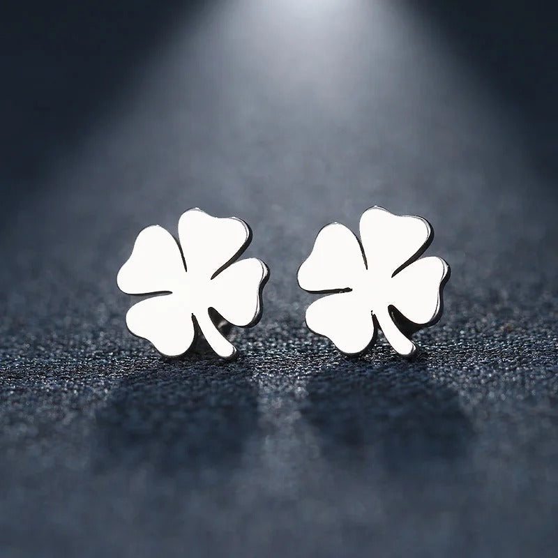 Boucle d'Oreille Femme Puce en Forme de Fleur a Quatre Feuille
