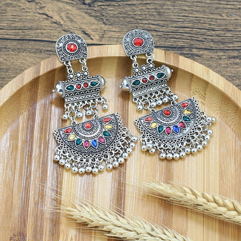 Boucle d'Oreille Gitane Vintage et Originale Image